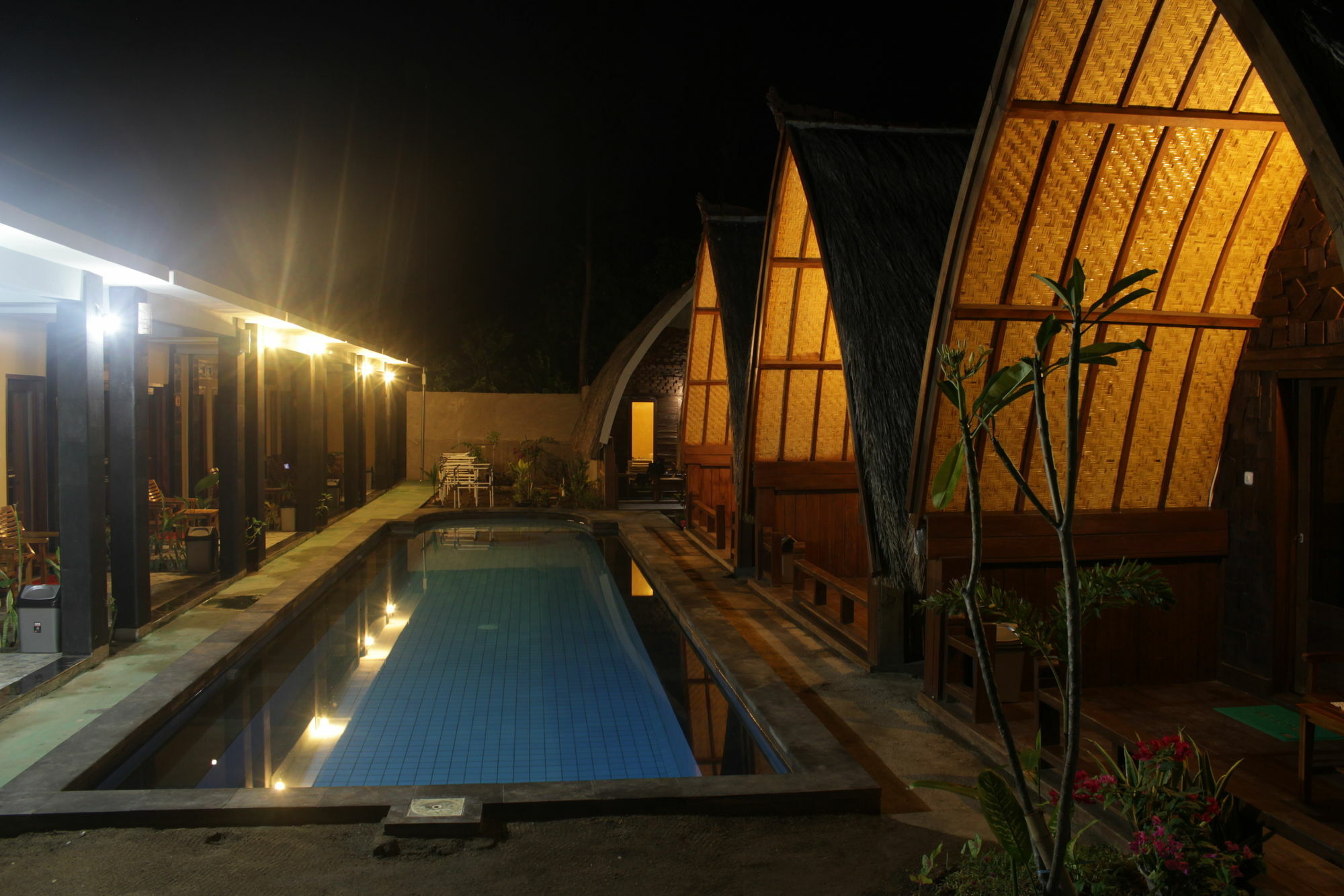 Mahapuri Hotel Gili Air Luaran gambar